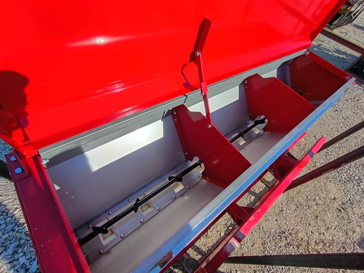 #l59-024-•-agt-seeder-skid-steer-attachment-(3-point)-image-14