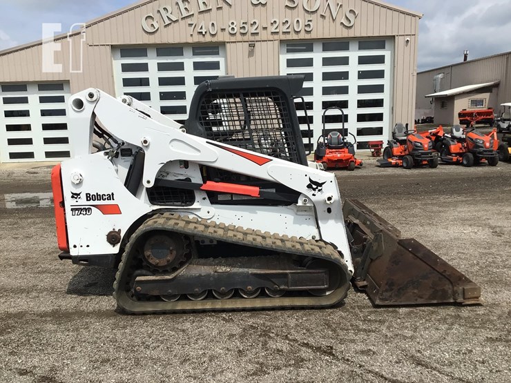 2017-bobcat-t740-image-3