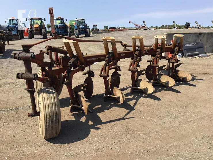 international-720-image-6