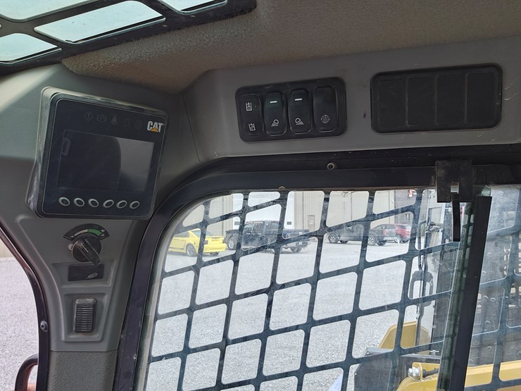 caterpillar-259d3-image-10