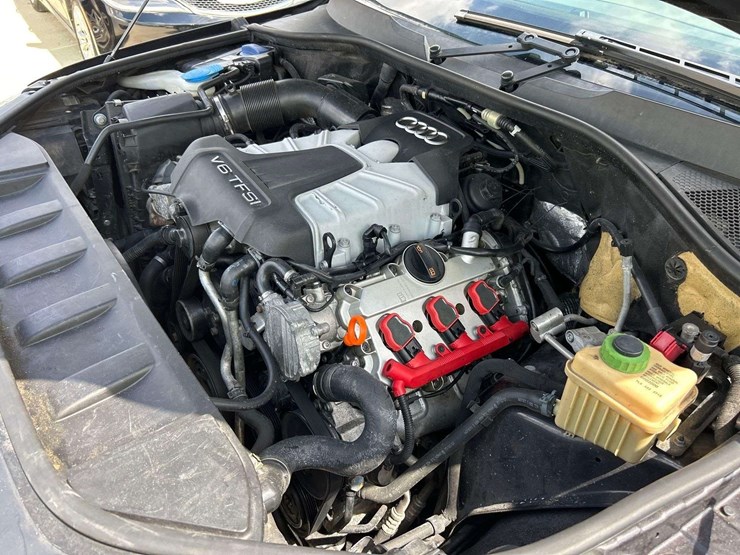 2013-audi-q7-image-8