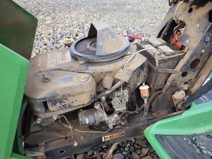 john-deere-gt275-image-15