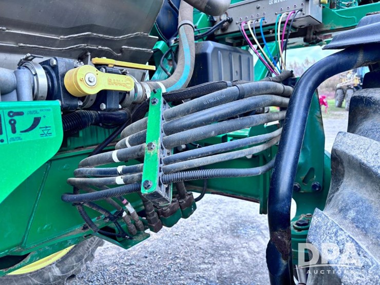 2020-john-deere-r4060-image-56