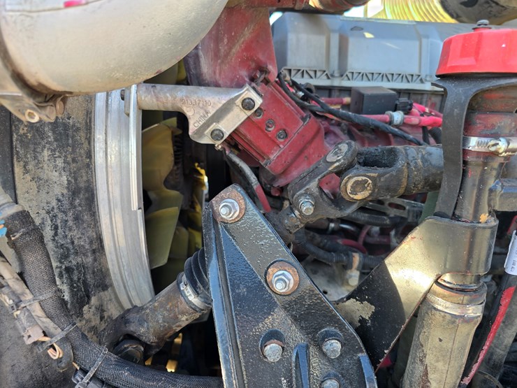 #22366-•-2016-mack-gu713-quad-axle-dump-truck-image-65