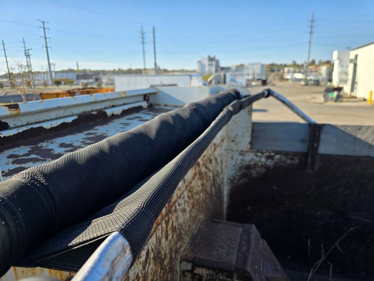 #22366-•-2016-mack-gu713-quad-axle-dump-truck-image-165