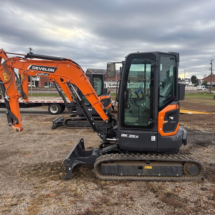 DEVELON DX35Z-7