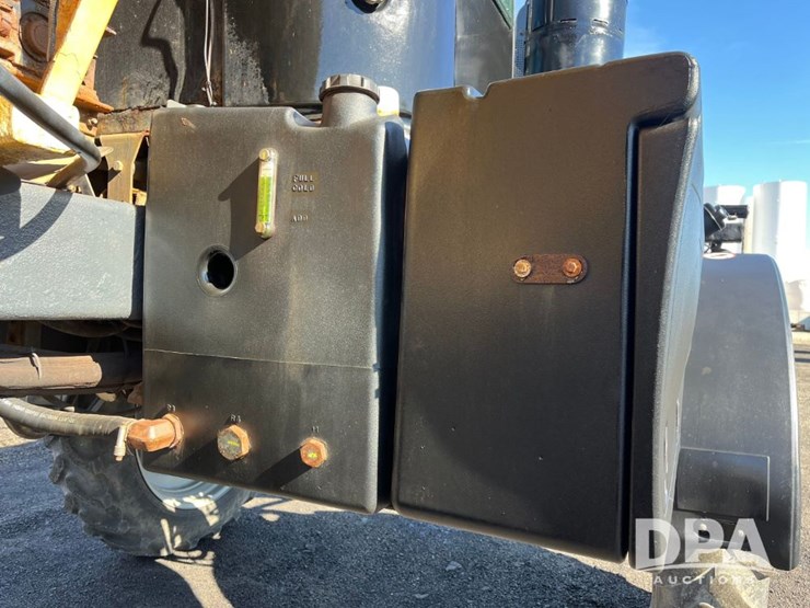 2015-ag-chem-rg1100b-image-33