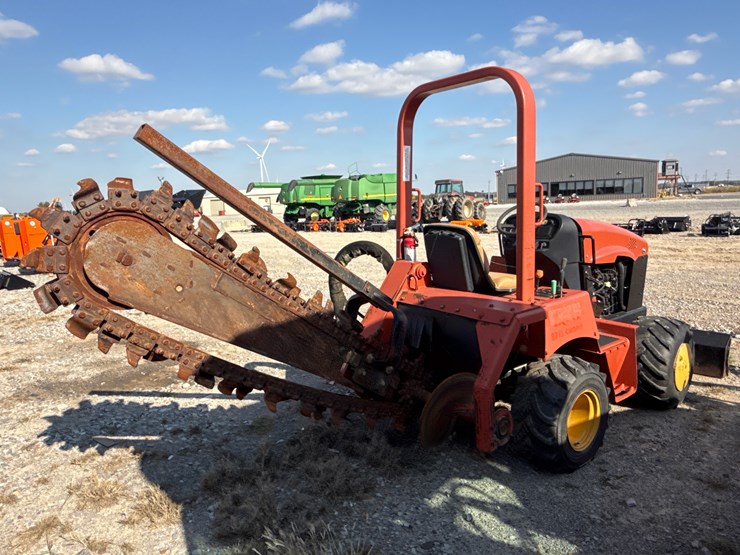 2008-ditch-witch-rt40-image-3