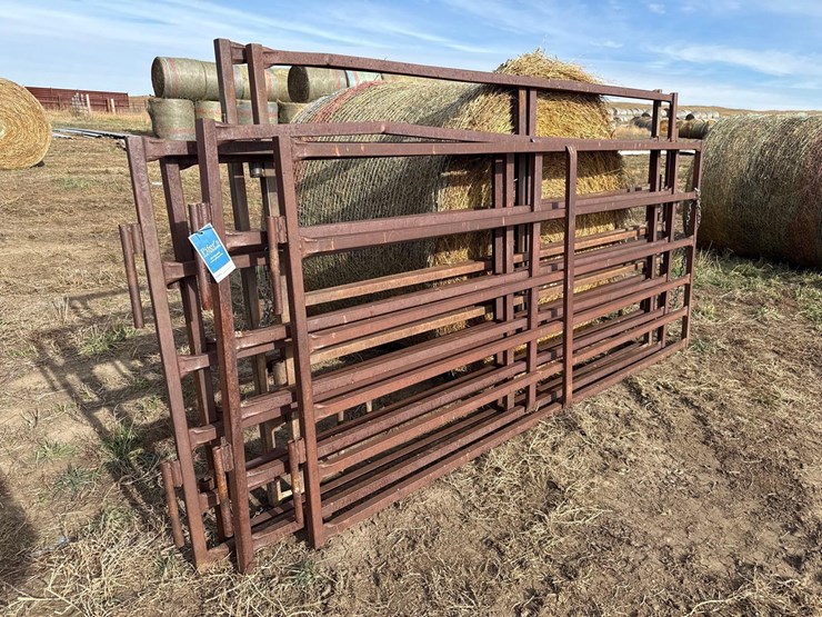 homemade-livestock-panels-image-1