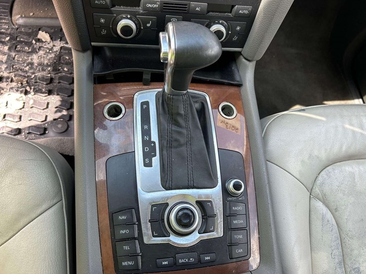 2013-audi-q7-image-16