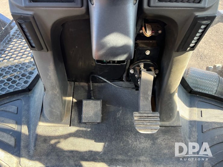 2017-ag-chem-rg1100b-image-79