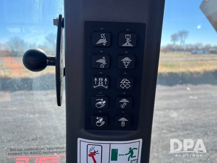 2017-ag-chem-rg1100b-image-91