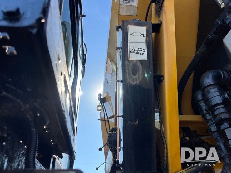 2017-ag-chem-rg1100b-image-62