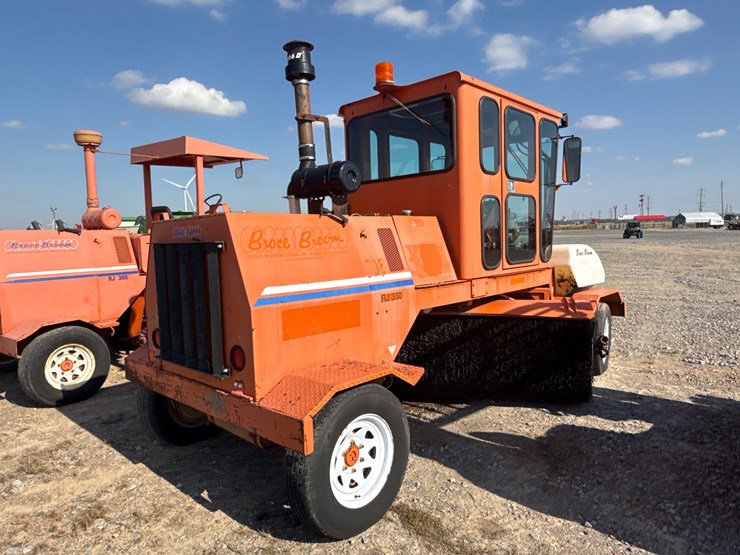 2010-broce-rj350-image-3