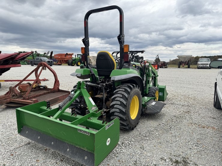 john-deere-2038r-image-3