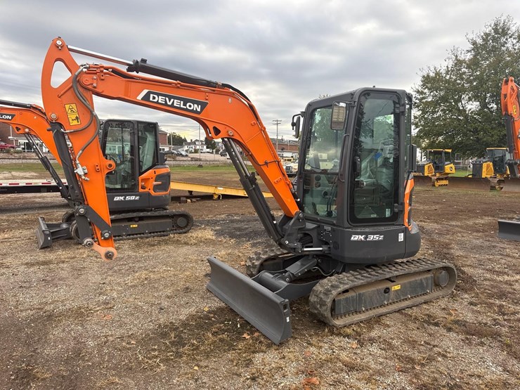 develon-dx35z-7-image-2