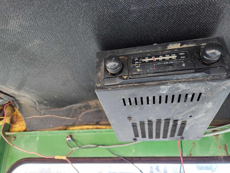 john-deere-7020-image-23