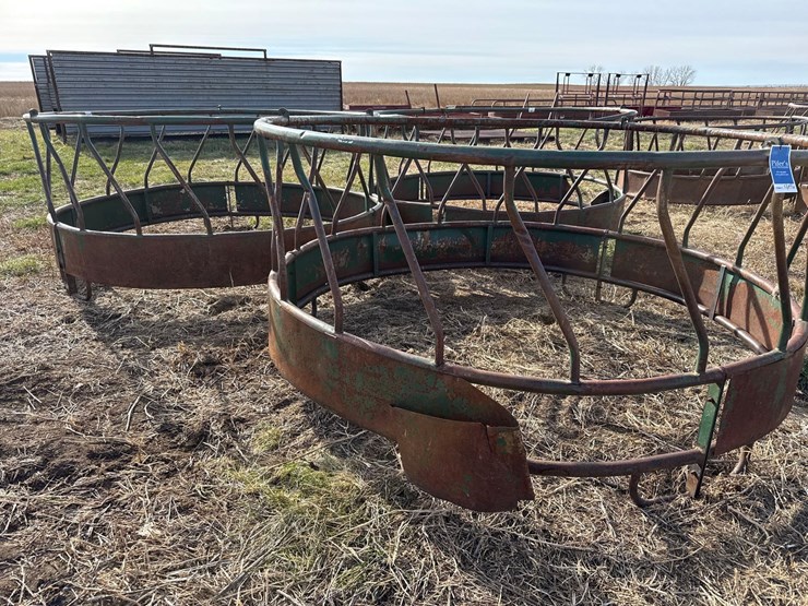 single-bale-feeders-image-4