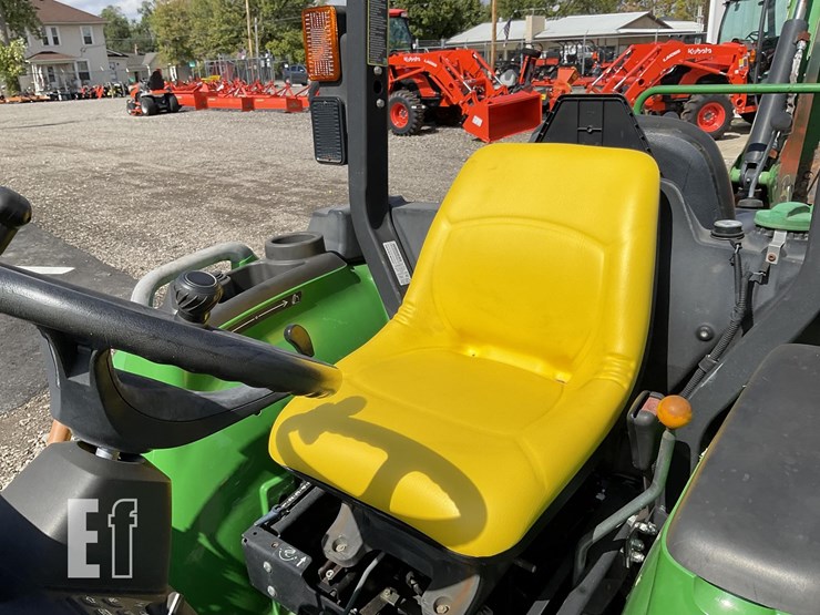 2018-john-deere-3038e-image-18