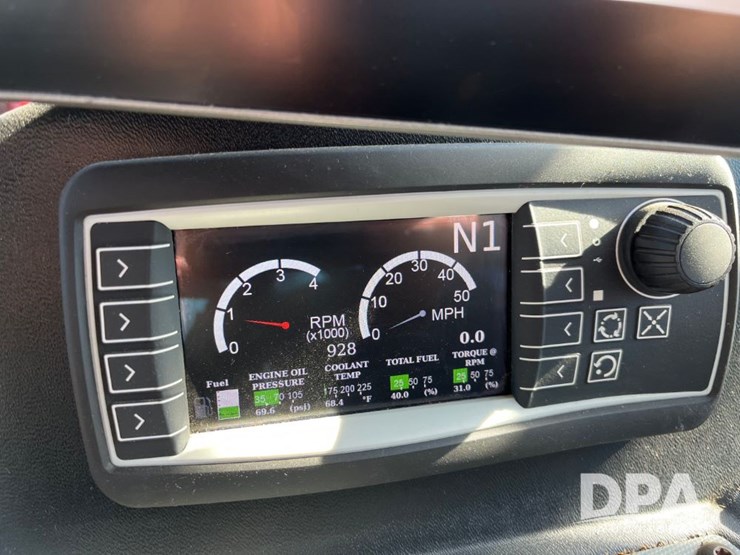 2014-miller-nitro-5275-image-66