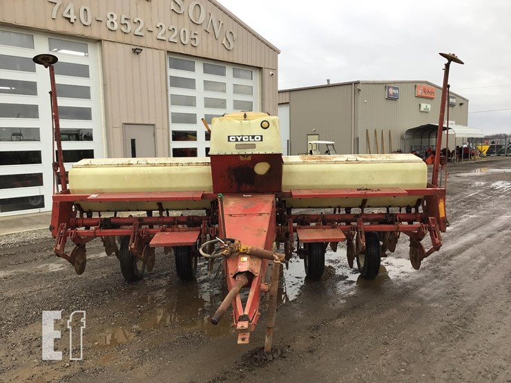 international-400-image-1