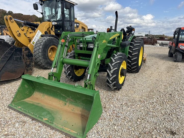 john-deere-5425-image-2