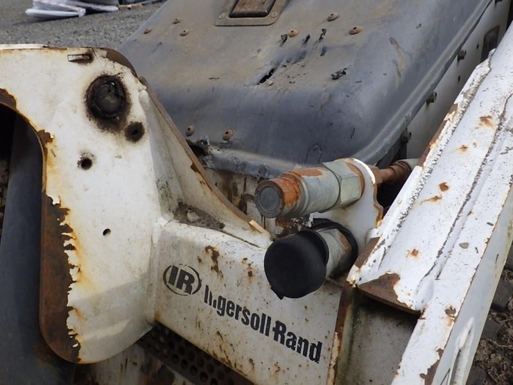 2006-bobcat-mt55-image-16