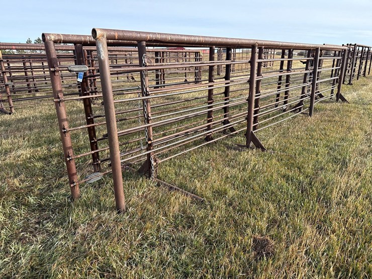 freestanding-panels-image-1