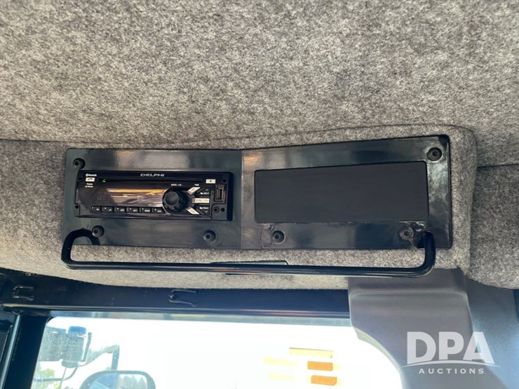 2017-ag-chem-rg1100b-image-94