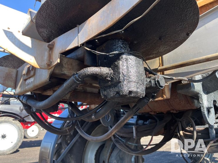 2015-ag-chem-rg1100b-image-41