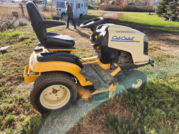 cub-cadet-gt2542-image-4