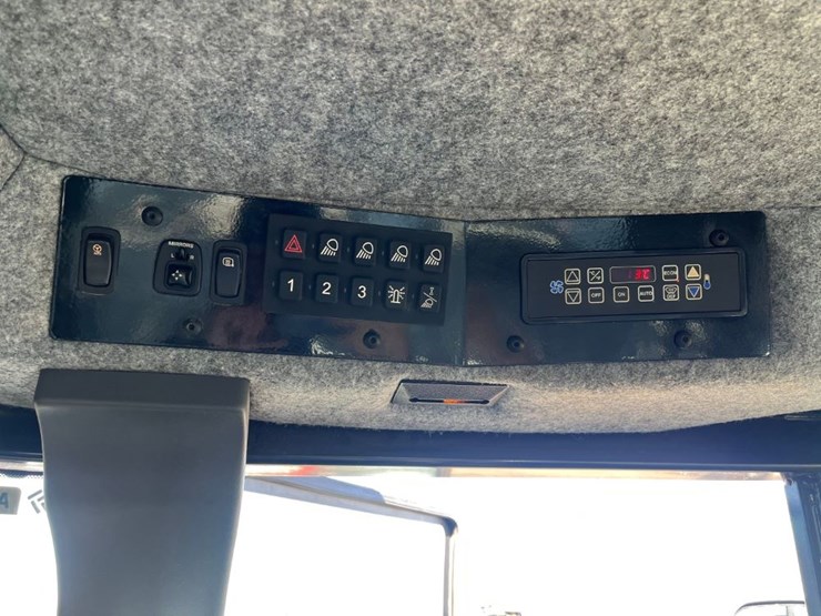 2015-ag-chem-rg1100b-image-93