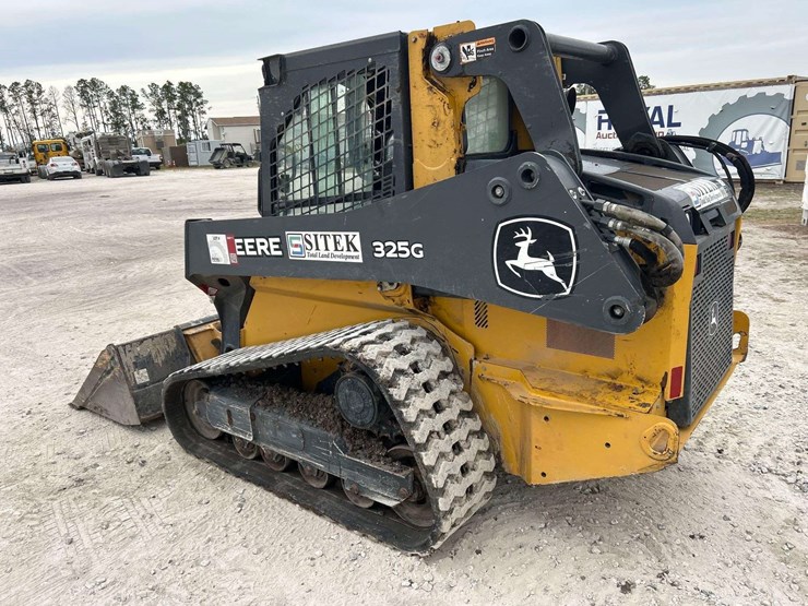 2020-deere-325g-image-4