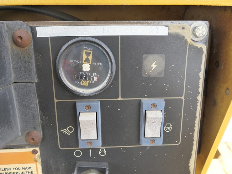 caterpillar-d4c-lgp-image-25