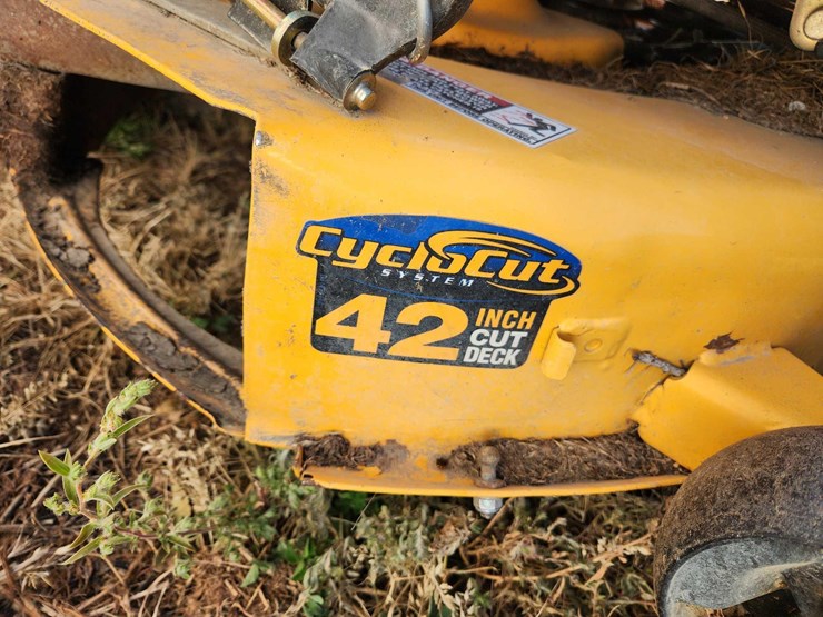 cub-cadet-gt2542-image-13