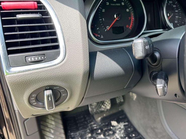 2013-audi-q7-image-13