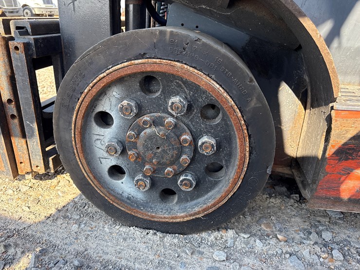 toyota-8fgcu25-image-12