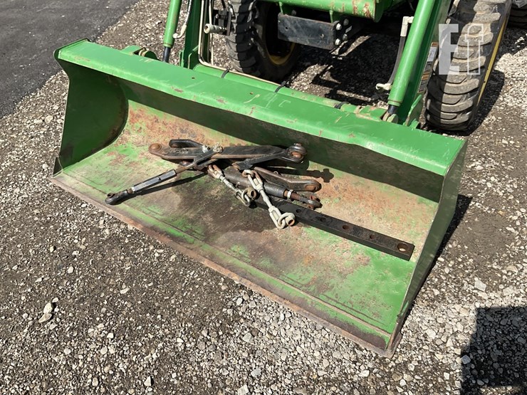 2018-john-deere-3038e-image-9