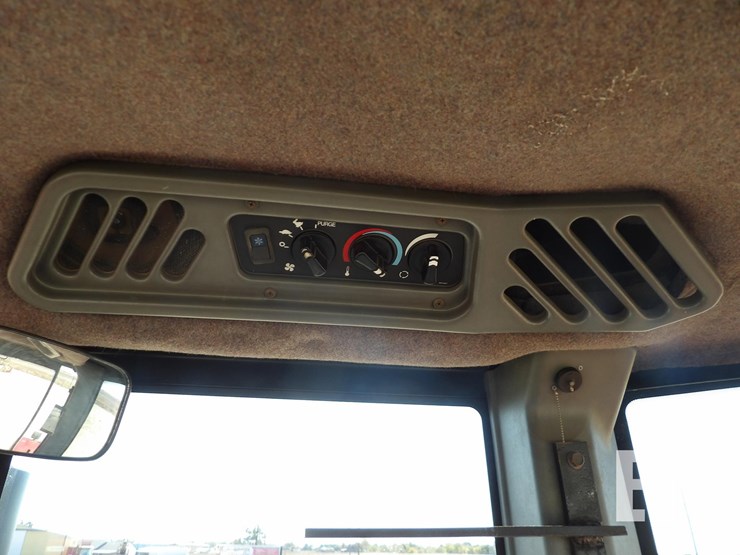 buhler-versatile-2425-image-32