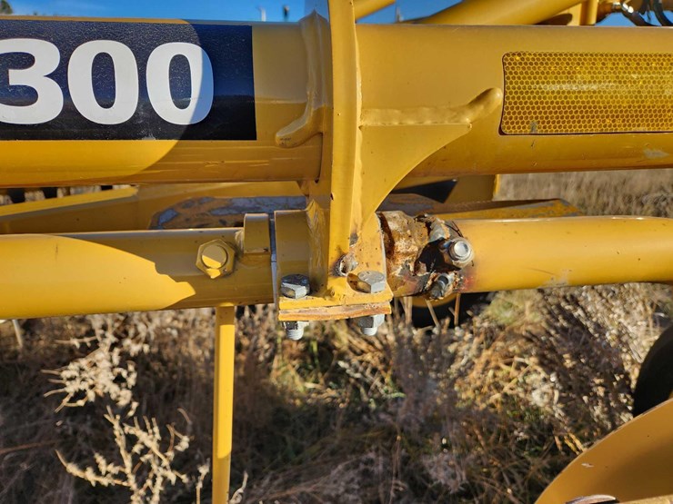 2020-vermeer-r2300-image-3