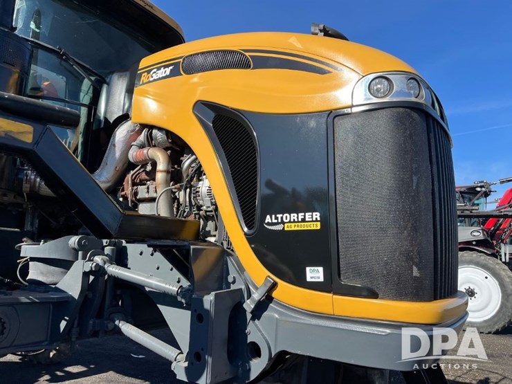 2015-ag-chem-rg1100b-image-22