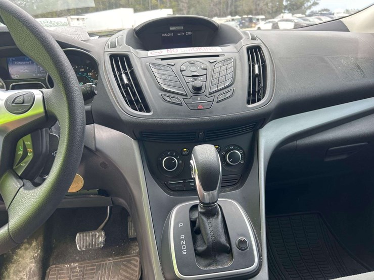 2013-ford-escape-image-15