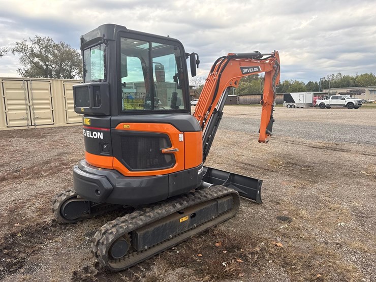 develon-dx35z-7-image-5