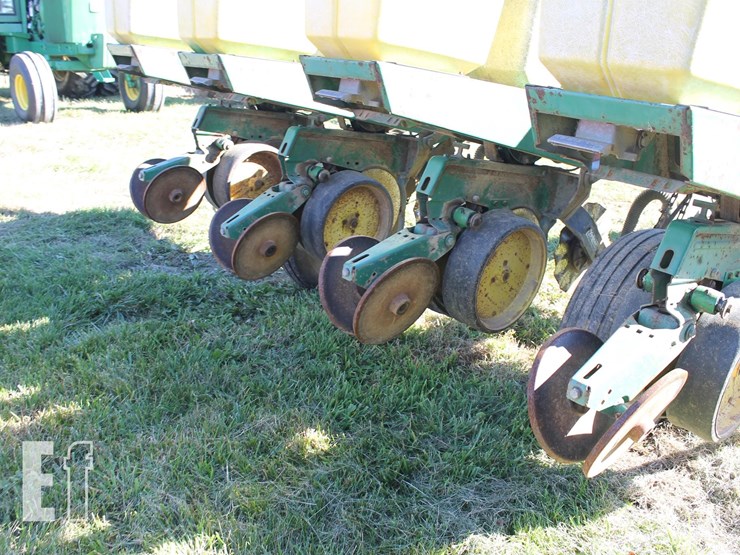 john-deere-7000-image-5