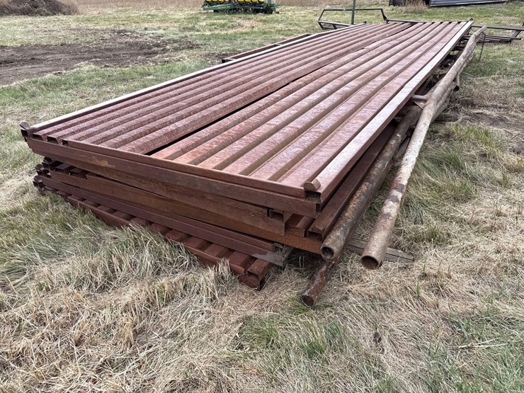 freestanding-windbreak-panels-image-6