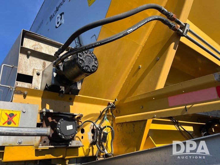 2017-ag-chem-rg1100b-image-44