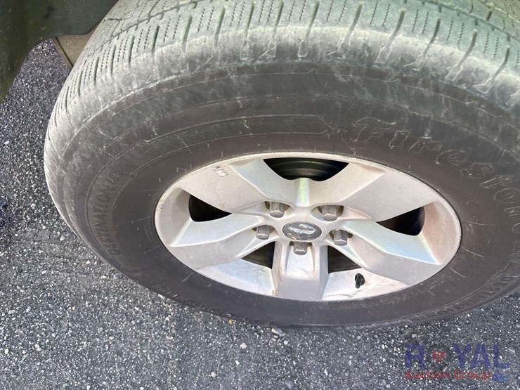 2017-ram-1500-slt-image-24