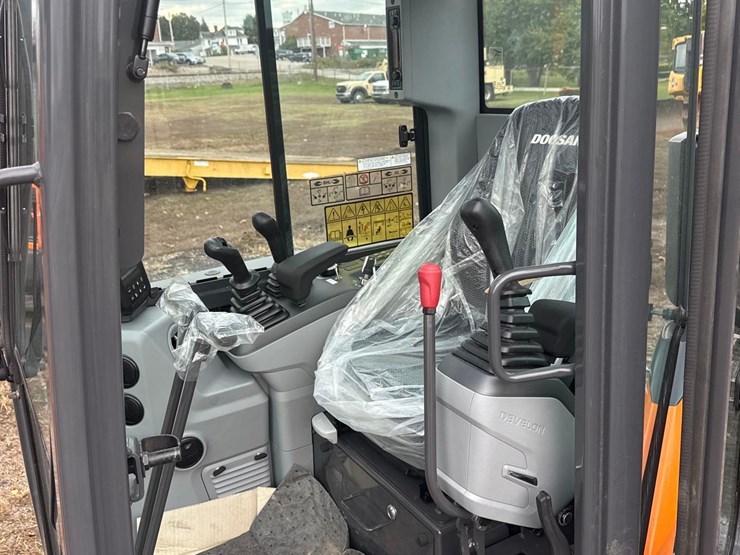 develon-dx35z-7-image-12