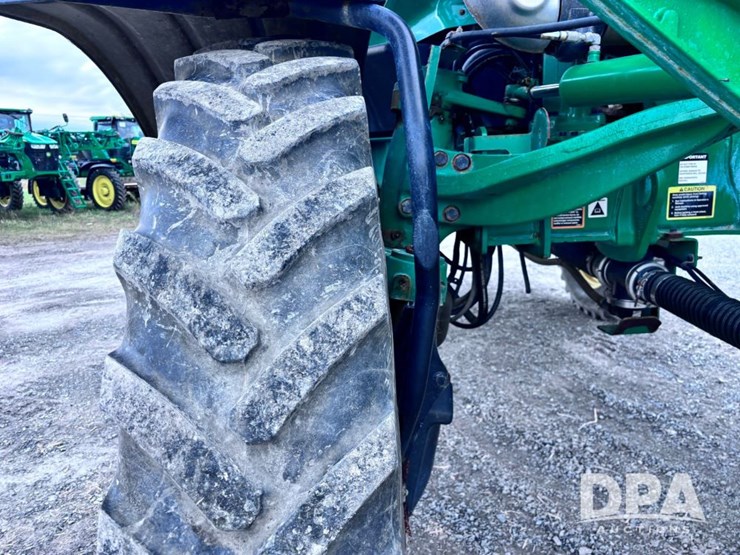 2020-john-deere-r4060-image-85