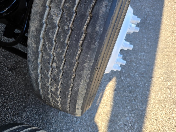 #22366-•-2016-mack-gu713-quad-axle-dump-truck-image-150